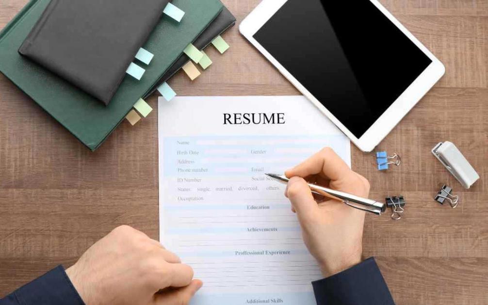 What Are The Costs Of Hiring A Resume Writer For Remote Work?